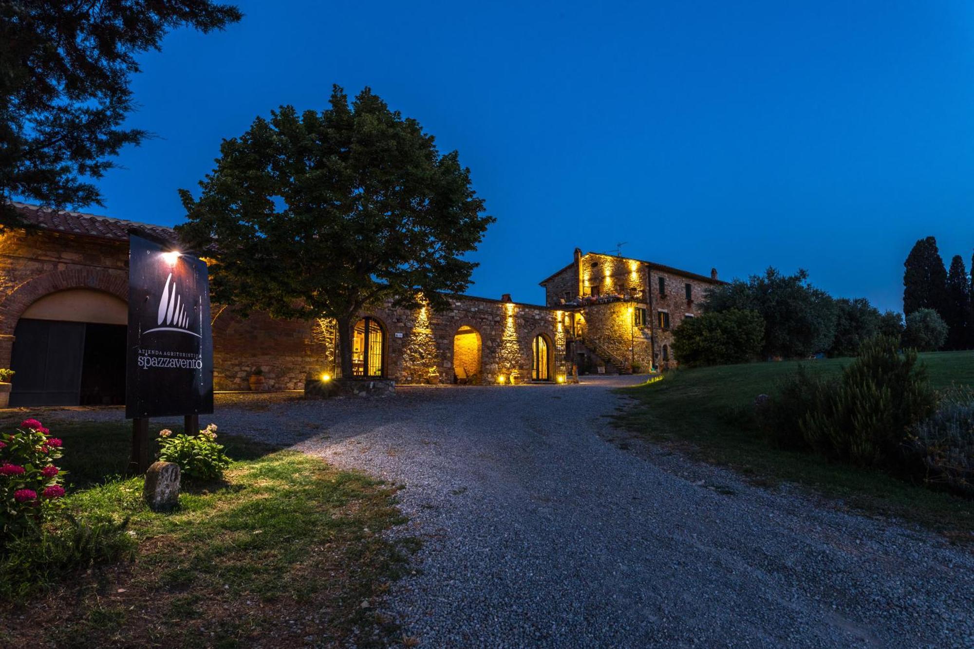 Agriturismo Spazzavento Palazzone Exterior photo