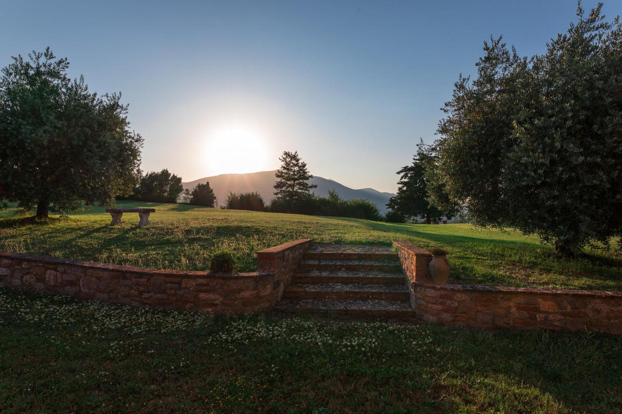 Agriturismo Spazzavento Palazzone Exterior photo