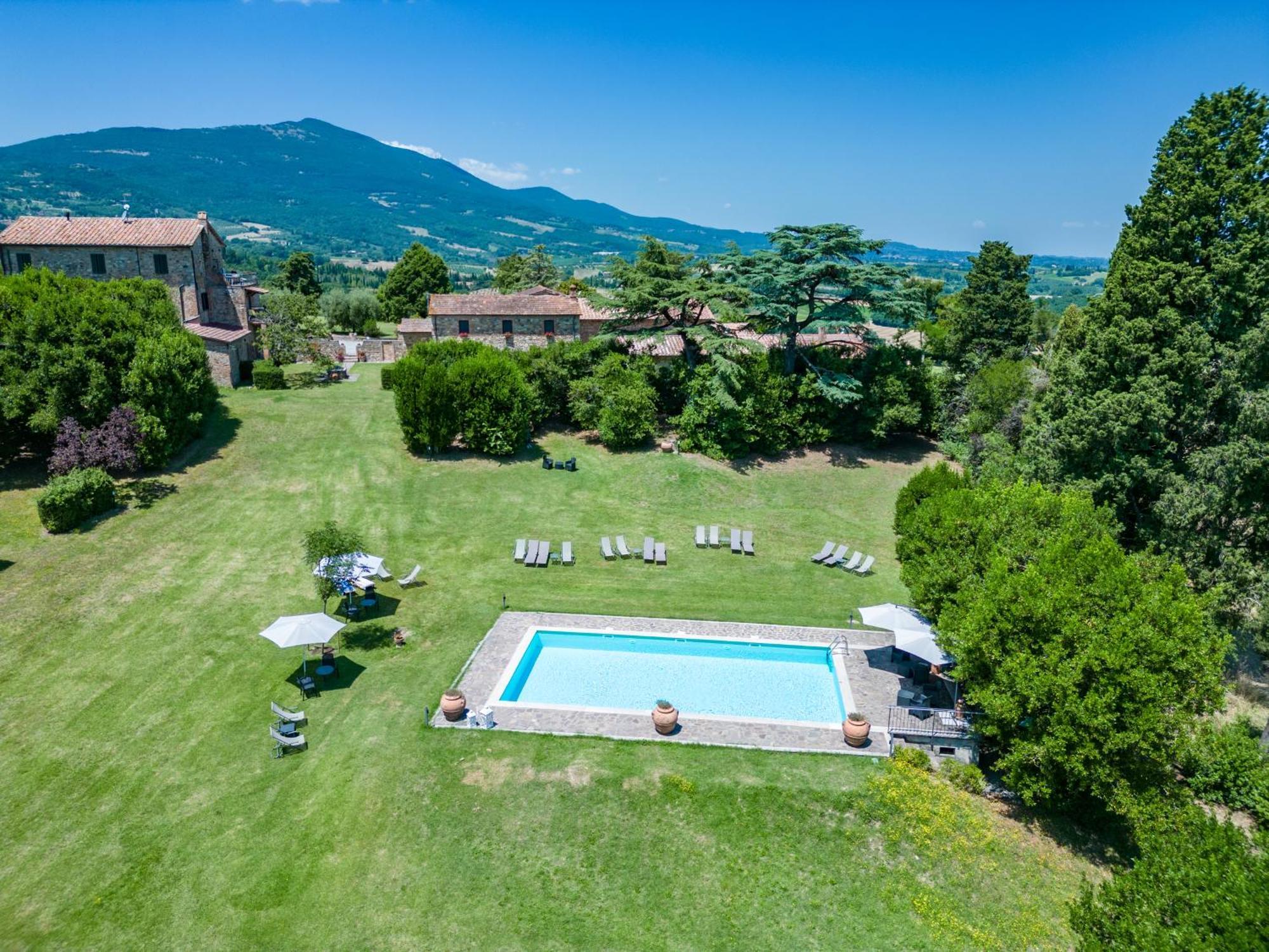 Agriturismo Spazzavento Palazzone Exterior photo